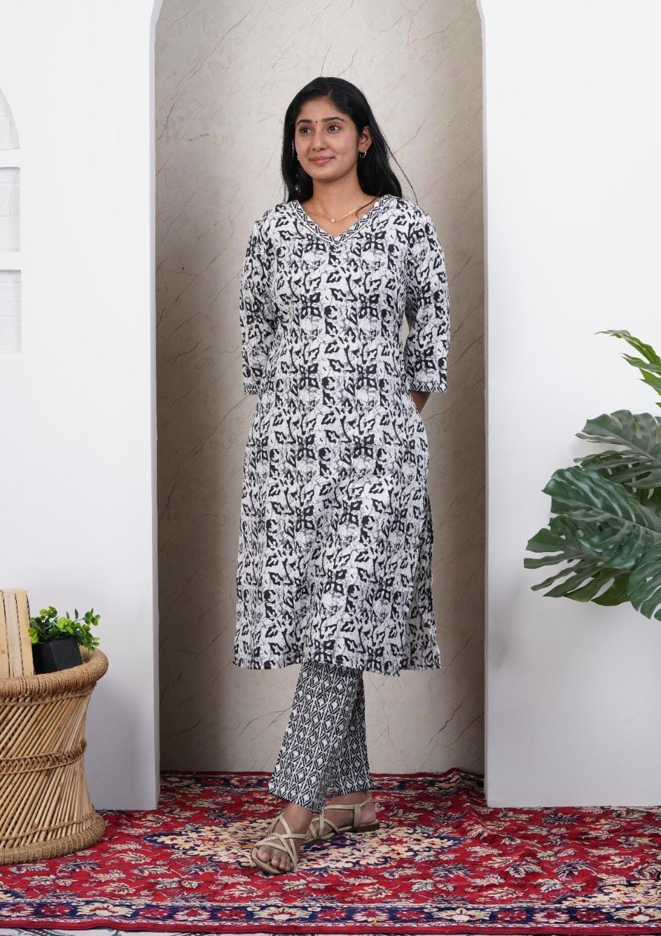 Black Soft Printed Cotton 3 Piece Kurta Set for Women | Office & Daily Wear