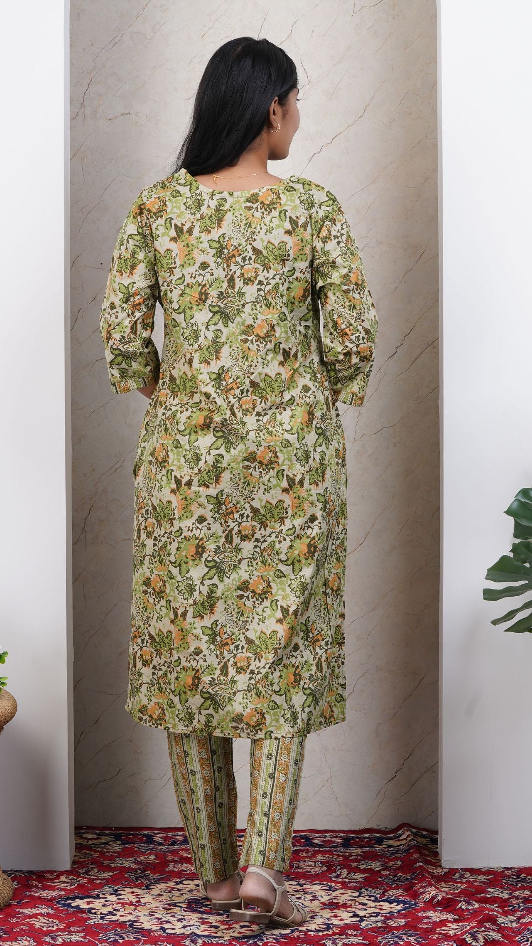 Green Printed Cotton Side Slit Kurta (Only Kurta)