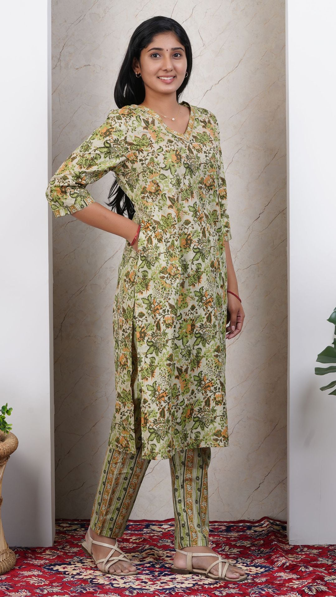 Green Printed Cotton Side Slit Kurta (Only Kurta)