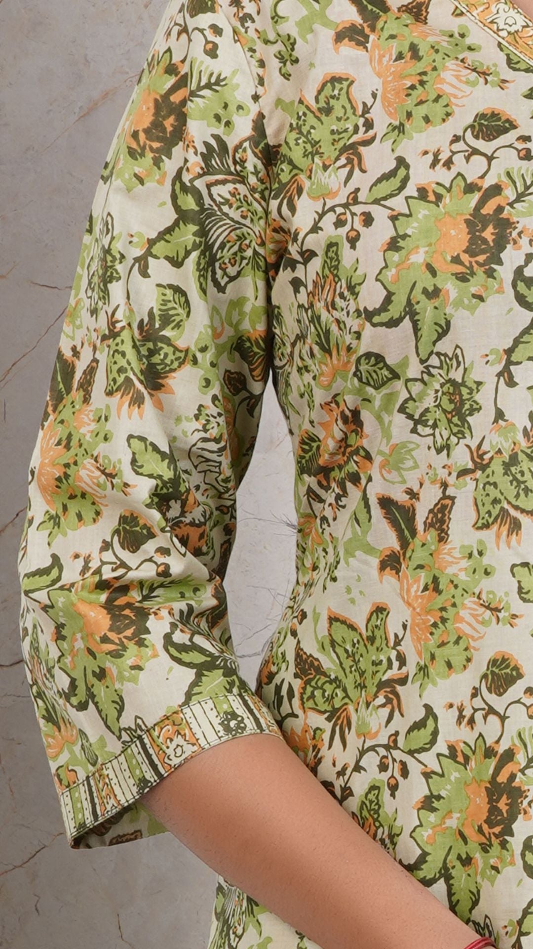 Green Printed Cotton Side Slit Kurta (Only Kurta)