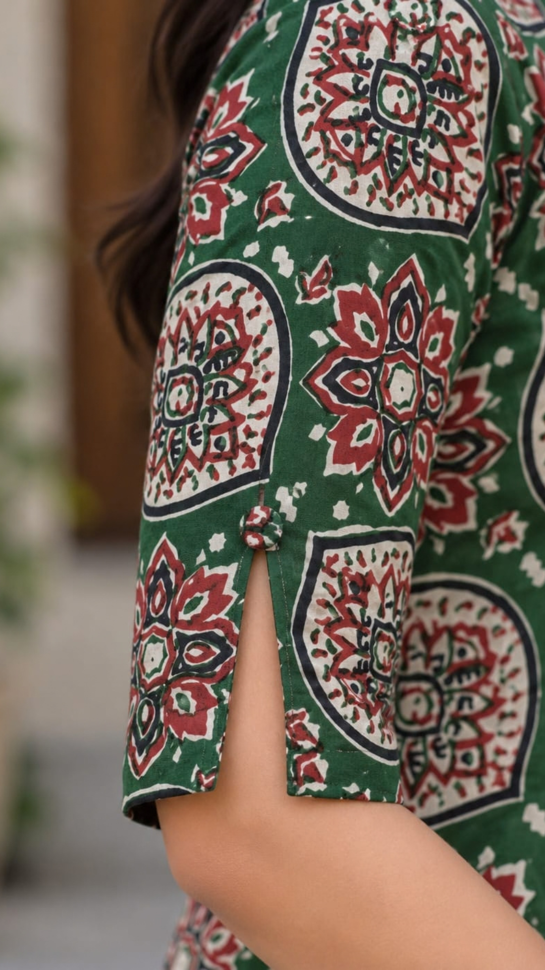 Green Pure Cotton Side Slit Kurta